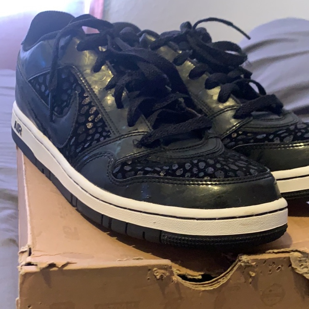 Nike Women’s Air prestige III